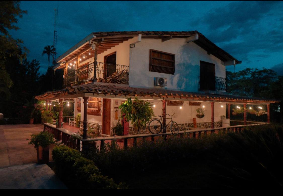 Hotel San Sebastian Del Tonusco Santa Fe de Antioquia Εξωτερικό φωτογραφία